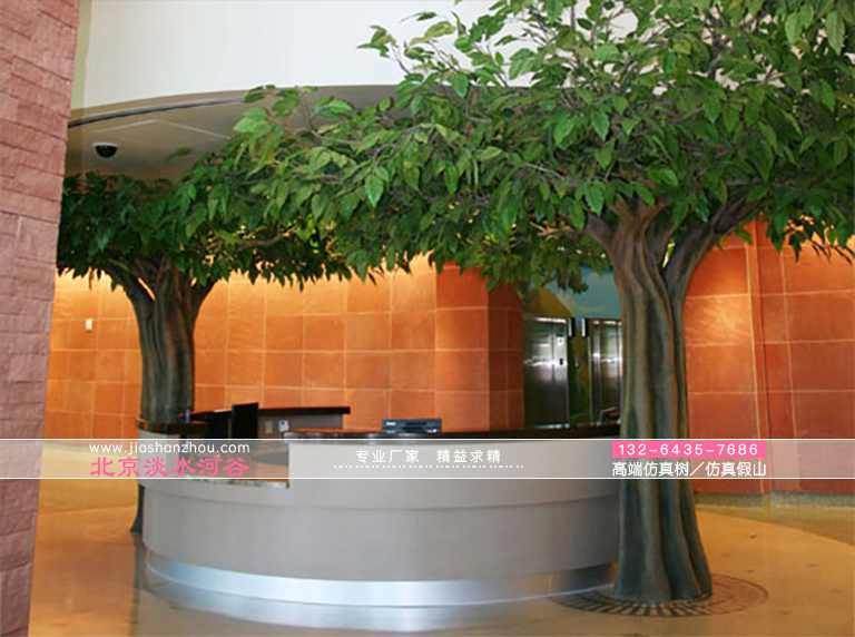 安徽滁州室內外仿真樹裝飾美麗壯觀 已成為主流裝飾品