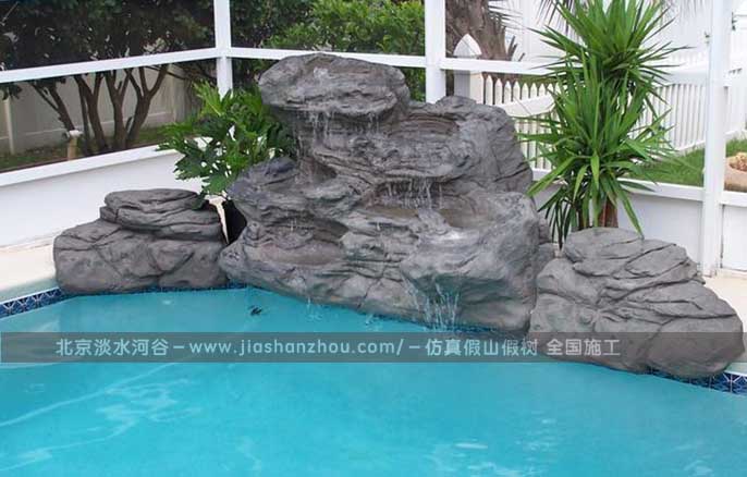 塑石假山.jpg 塑石假山