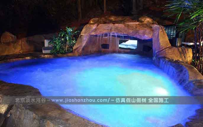 水泥假山.jpg 水泥假山