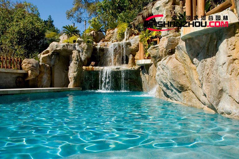 塑石假山圖片.jpg 塑石假山圖片