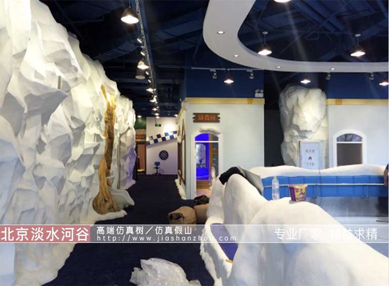 人造仿真雪山.jpg 人造仿真雪山