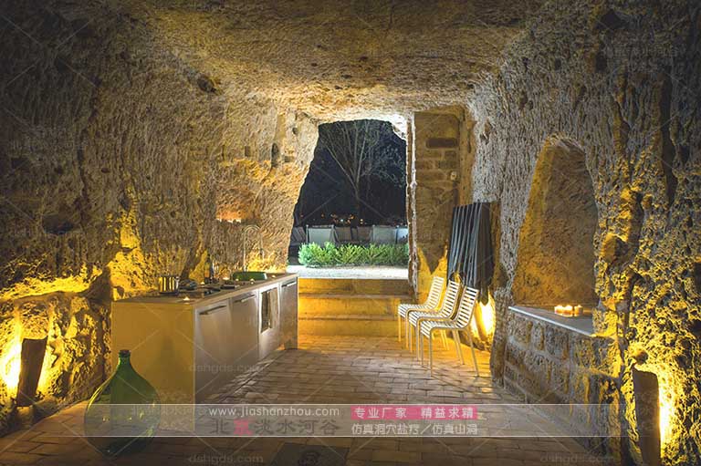 塑石假山.jpg 塑石假山