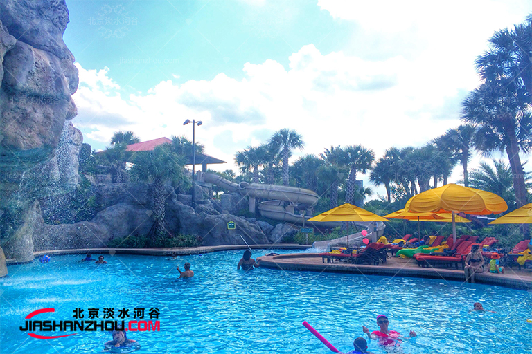 大型塑石假山施工隊(duì).jpg 大型塑石假山施工隊(duì)