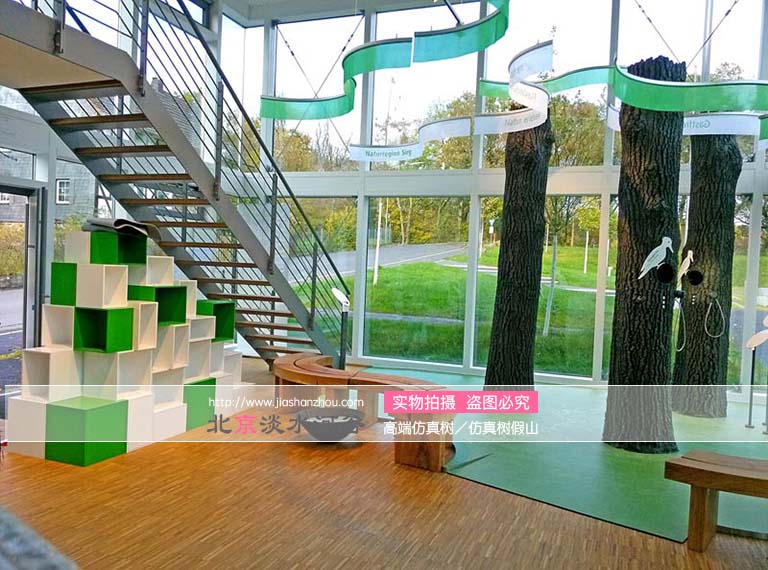 仿真樹干.jpg 仿真樹干