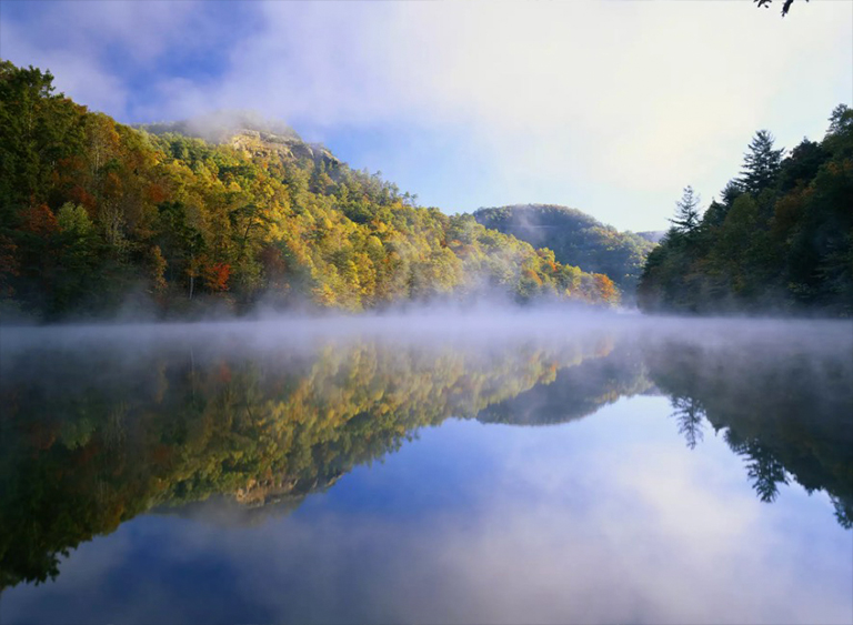 丹尼爾·布恩國(guó)家森林公園在肯塔基州.jpg 丹尼爾·布恩國(guó)家森林公園在肯塔基州