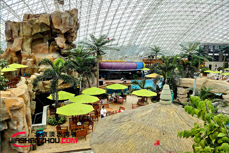 塑石假山.jpg 塑石假山