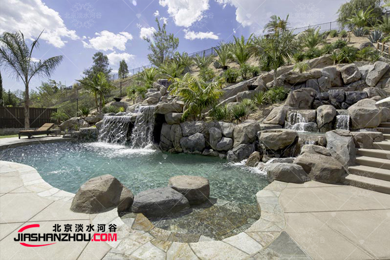 塑石假山.jpg 塑石假山