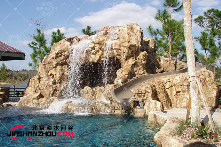 塑石假山.jpg 塑石假山