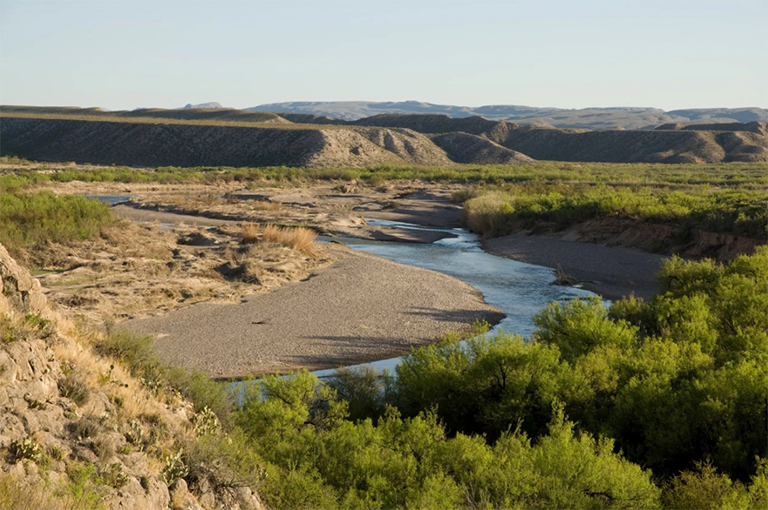 里奧格蘭德野生和風(fēng)景秀麗的河.jpg 里奧格蘭德野生和風(fēng)景秀麗的河