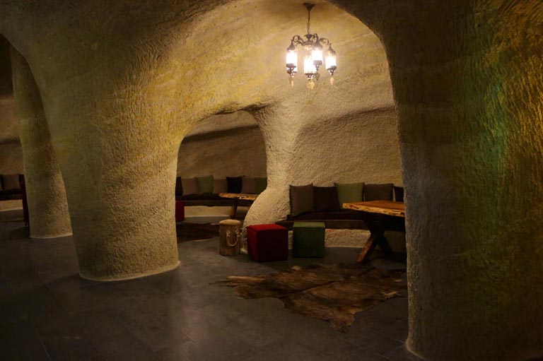 山洞餐廳設(shè)計.jpg 山洞餐廳設(shè)計