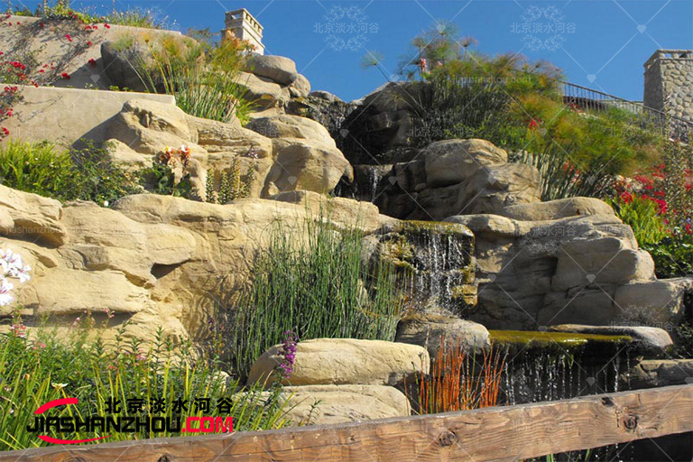 農家樂假山制作.jpg 農家樂假山制作