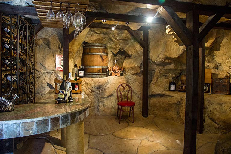 洞穴咖啡館.jpg 洞穴咖啡館