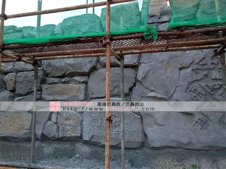 山洞式客棧.jpg 山洞式客棧