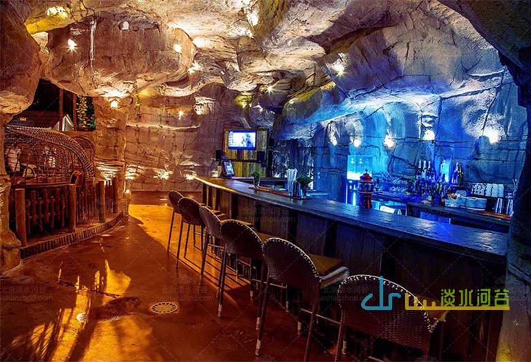 洞穴餐廳.jpg 洞穴餐廳