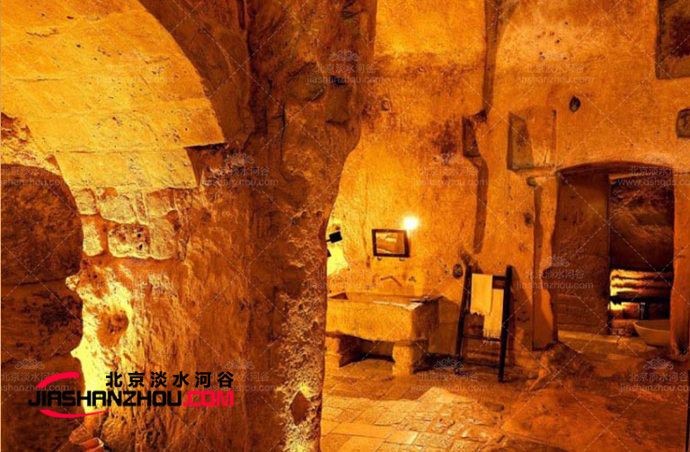 人造洞穴酒店.jpg 人造洞穴酒店