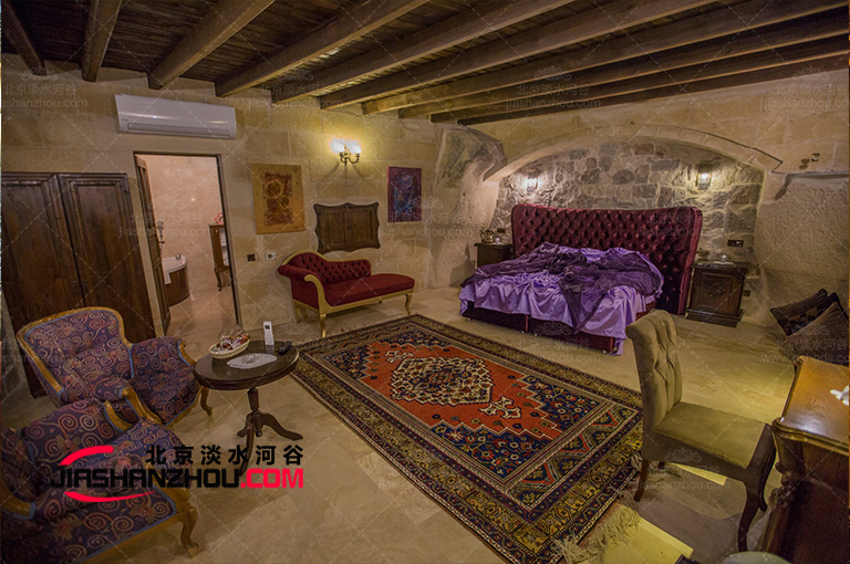 山洞設(shè)計(jì)豪宅別墅.jpg 山洞設(shè)計(jì)豪宅別墅