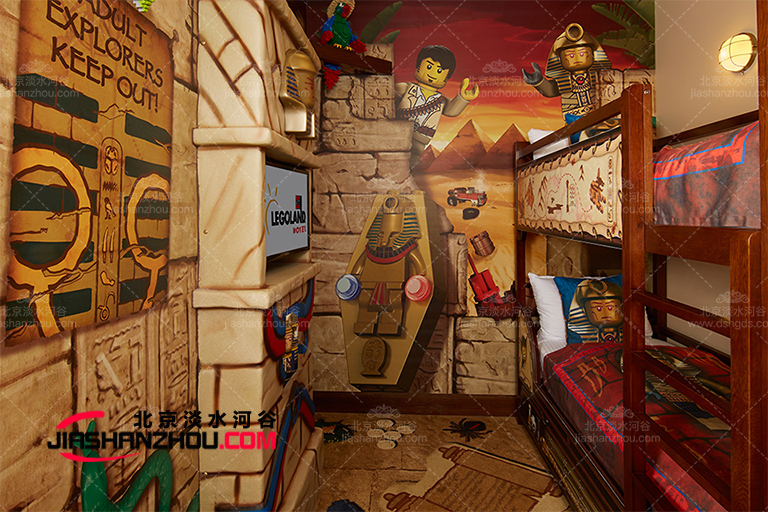 卡通主題酒店雕塑.jpg 卡通主題酒店雕塑