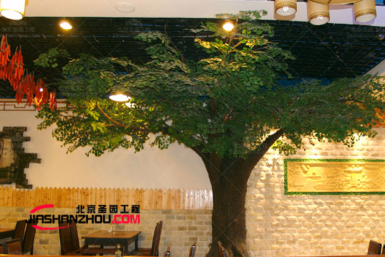 仿真假樹.jpg 仿真假樹