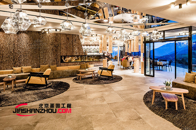 仿真洞穴木質酒店.jpg 仿真洞穴木質酒店