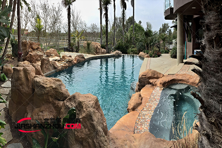 塑石假山.jpg 塑石假山