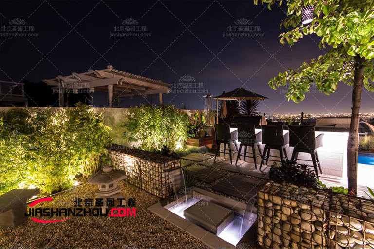 塑石假山.jpg 塑石假山