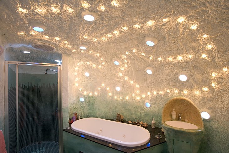 巖洞酒店衛浴.jpg 巖洞酒店衛浴