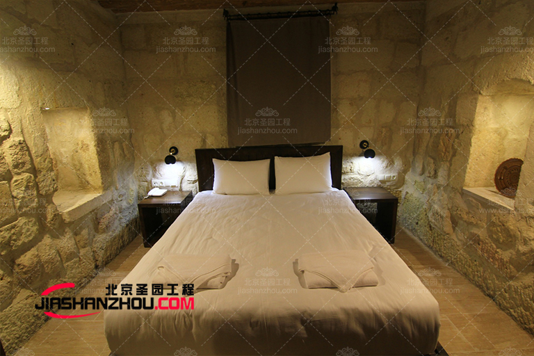 洞穴豪宅別墅.jpg 洞穴豪宅別墅