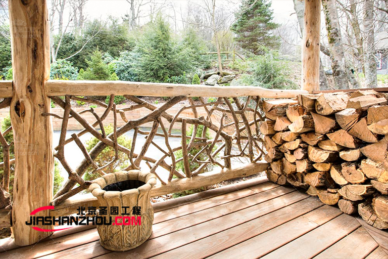 仿真樹皮酒店.jpg 仿真樹皮酒店