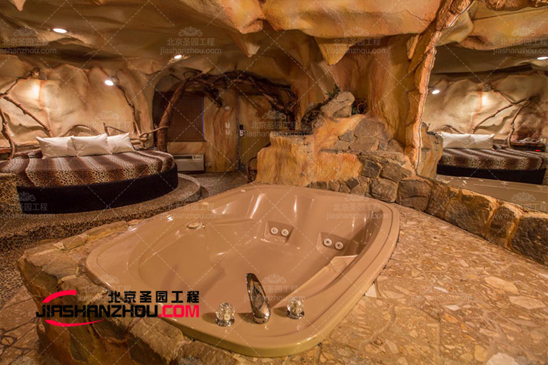 山洞浴室.jpg 山洞浴室