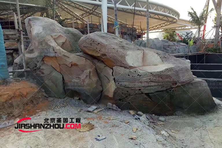 塑石假山.jpg 塑石假山