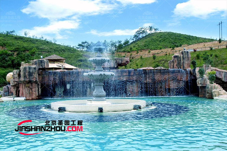 塑石假山水池.jpg 塑石假山水池