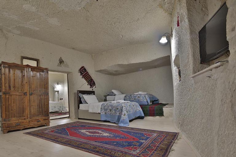 洞穴主題鹽療房.jpg 洞穴主題鹽療房