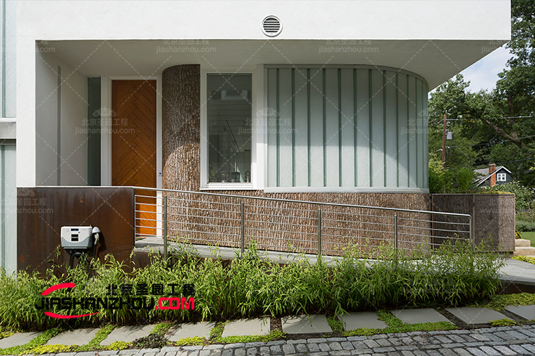 仿真樹皮酒店.jpg 仿真樹皮酒店