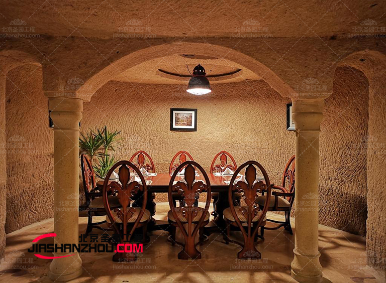 洞穴主題餐廳.jpg 洞穴主題餐廳