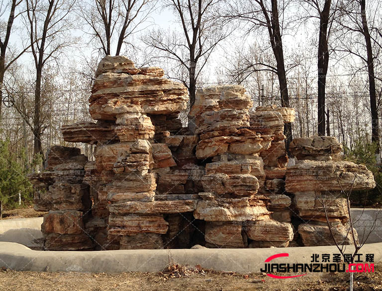 塑石假山.jpg 塑石假山