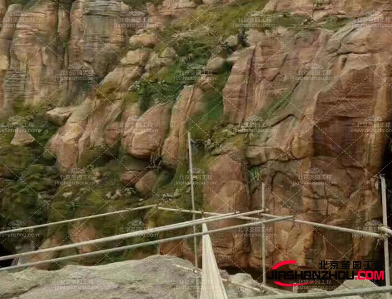 塑石假山.jpg 塑石假山