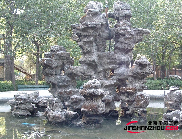 塑石假山.jpg 塑石假山