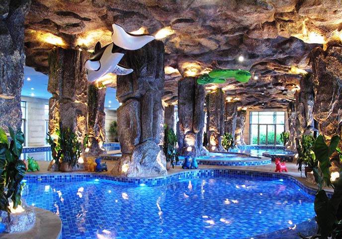 塑石假山溫泉池.jpg 塑石假山溫泉池.jpg