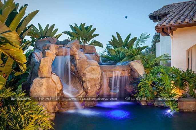 塑石假山.jpg 塑石假山.jpg