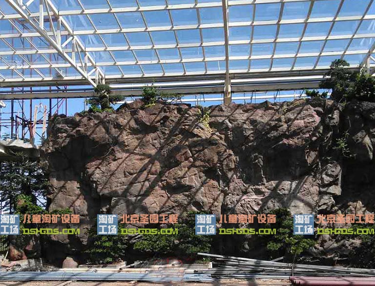 塑石假山.jpg 塑石假山.jpg