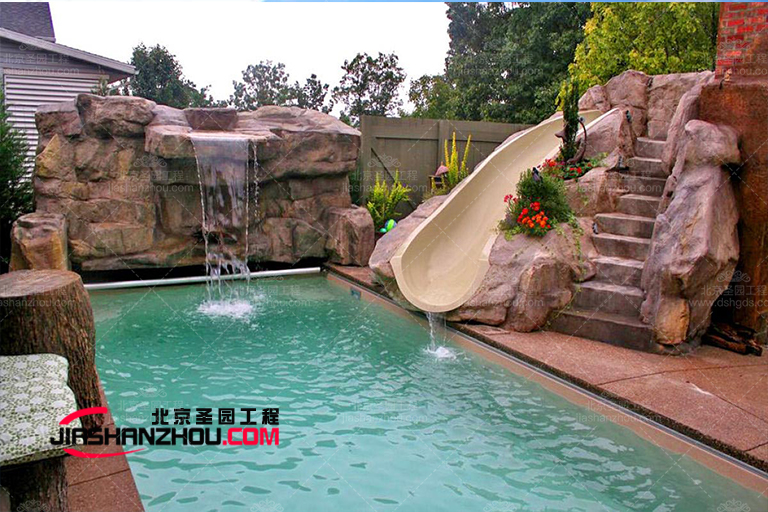 仿真假山.jpg 仿真假山.jpg