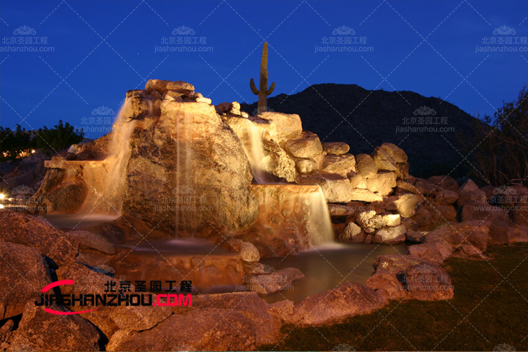 水泥假山.jpg 水泥假山.jpg