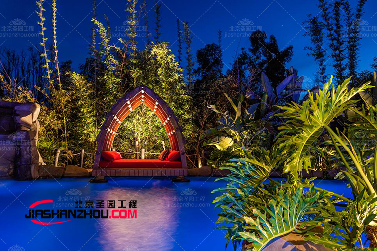 水泥假山.jpg 水泥假山.jpg